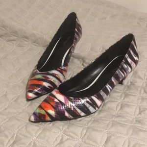 🌷Nine West Zebra kitten heels